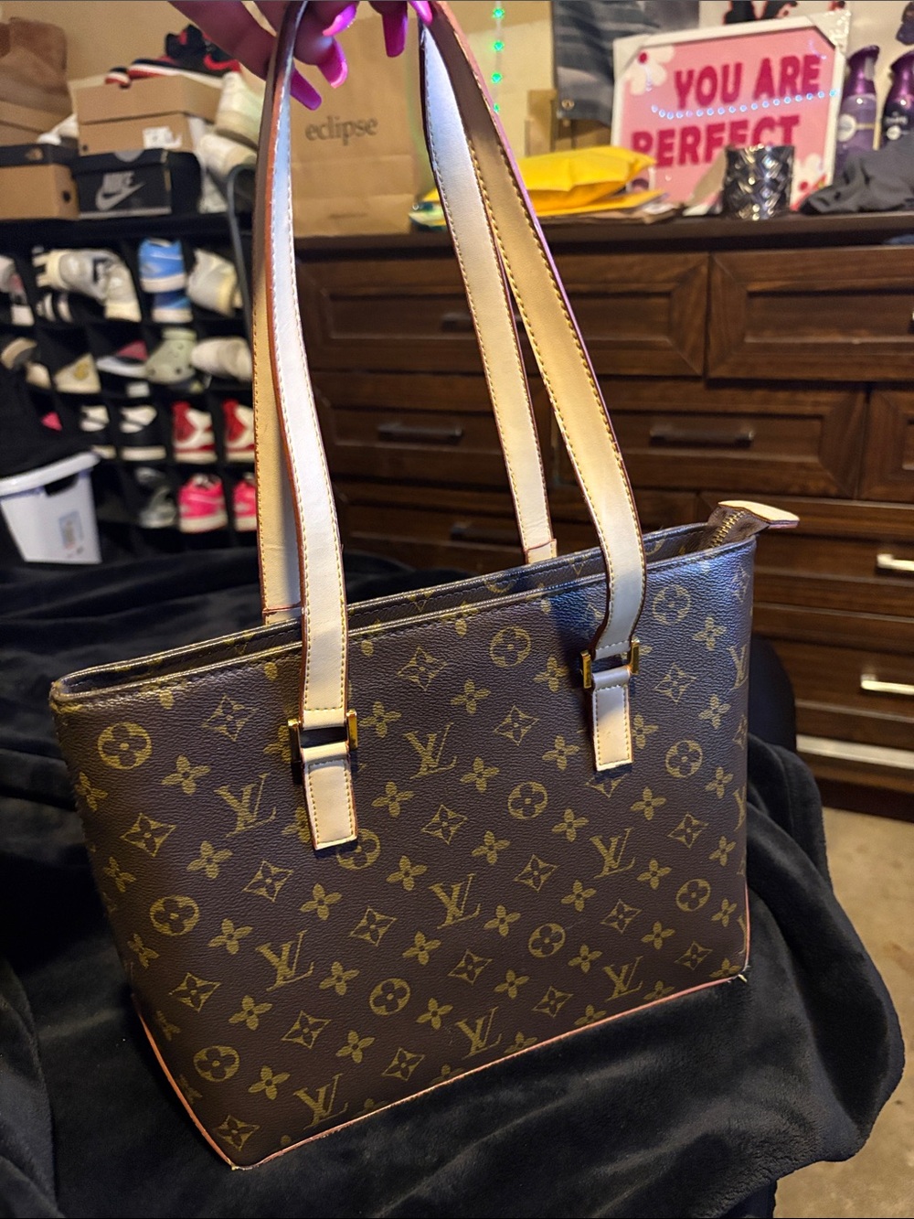Designer Monogram Canvas 👜